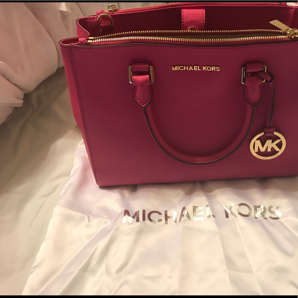 Michael Kors purse